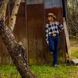 Meet your Posher, Ashton